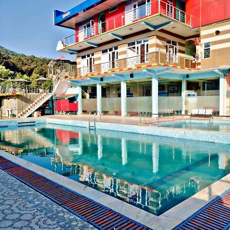 Hotel Waterland Aiju Экстерьер фото